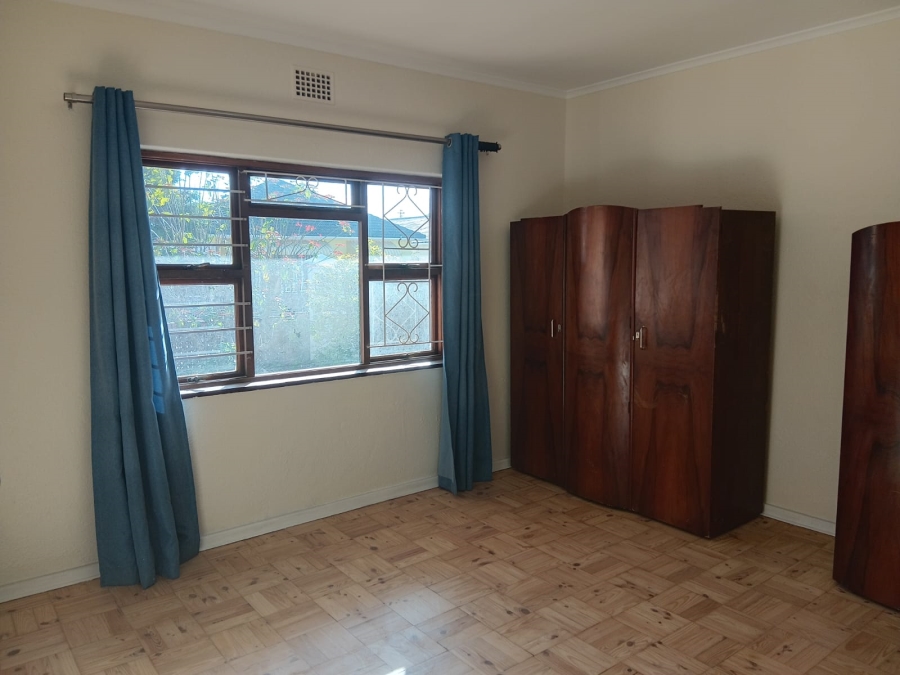 To Let 3 Bedroom Property for Rent in Heathfield Western Cape